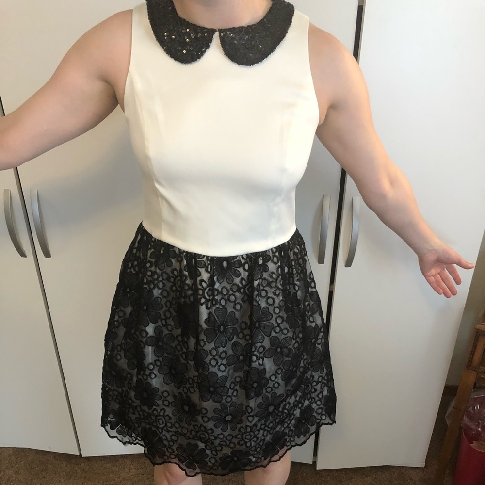 Peter Pan collar Dress!